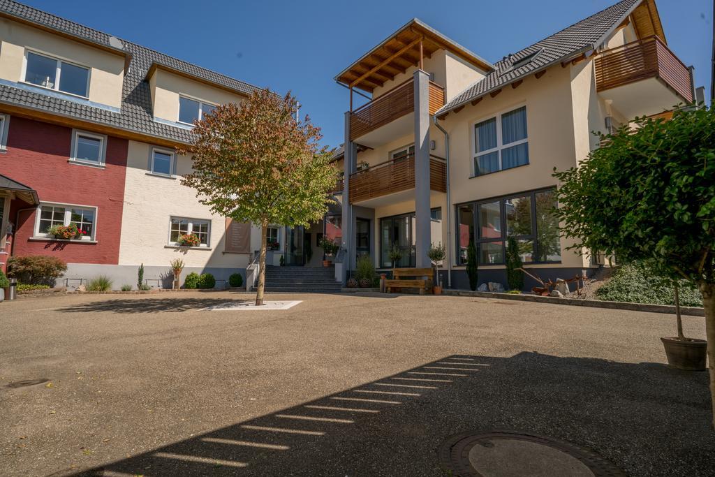 Pflugwirts Hotel Und Gasthaus أوبركيرش المظهر الخارجي الصورة