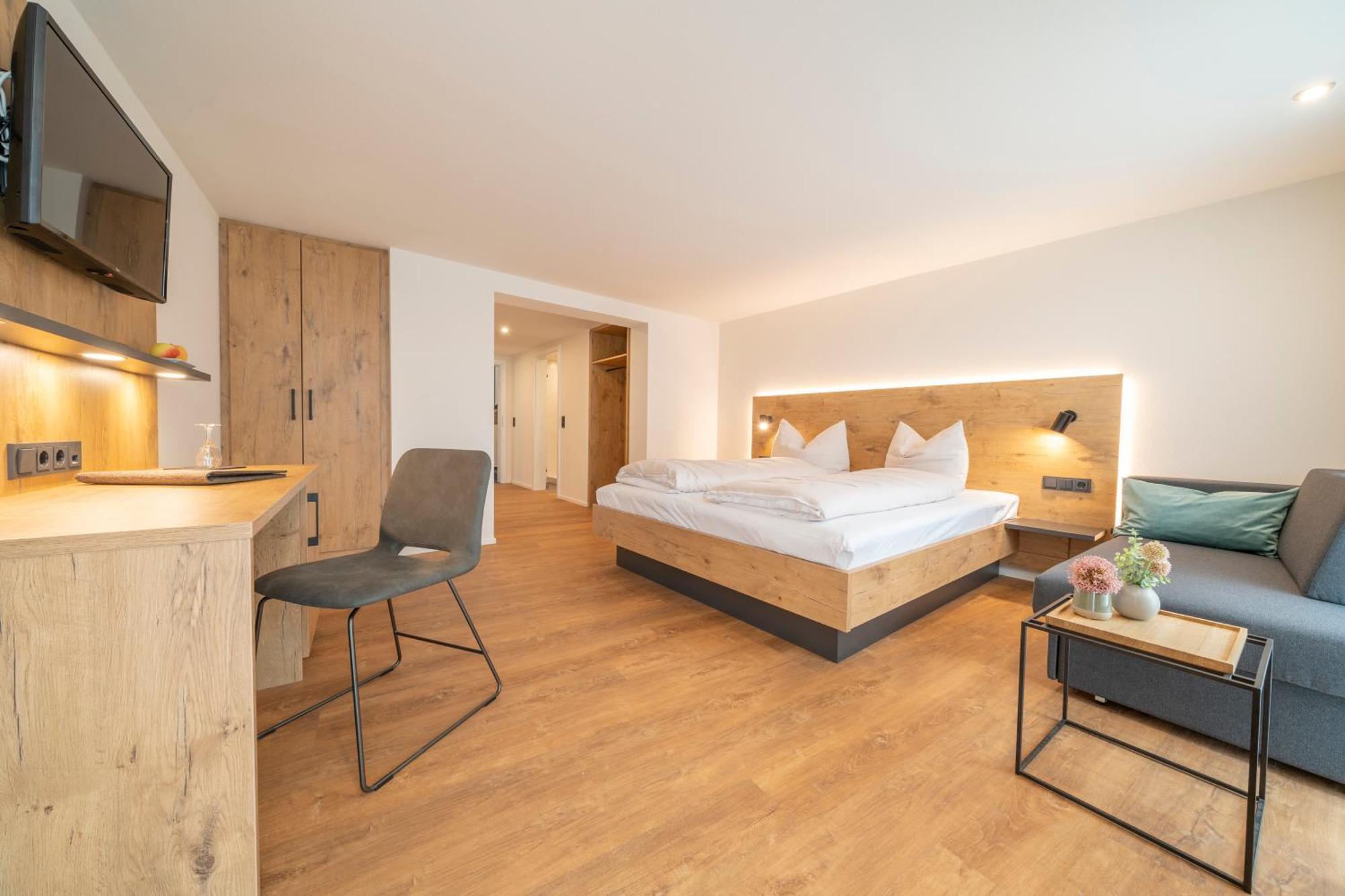 Pflugwirts Hotel Und Gasthaus أوبركيرش المظهر الخارجي الصورة